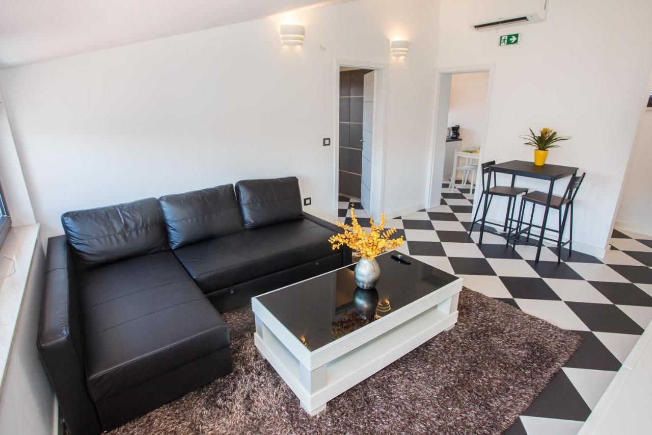 Black & White Apartment Rovinj Exteriér fotografie