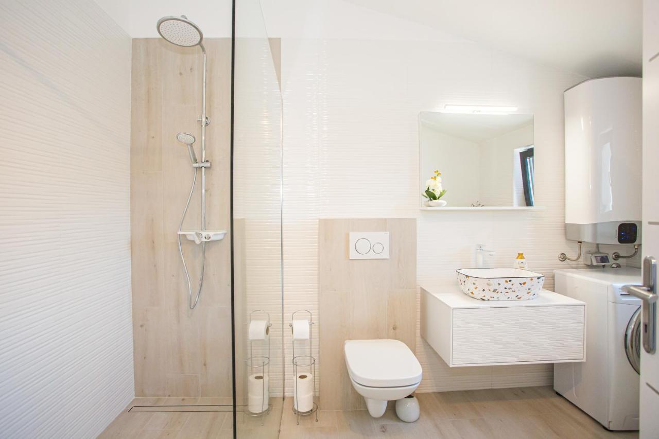 Black & White Apartment Rovinj Exteriér fotografie